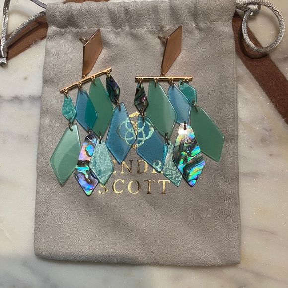 Kendra Scott Jewelry - Kendra Scott Abalone Shell Hanna Earrings